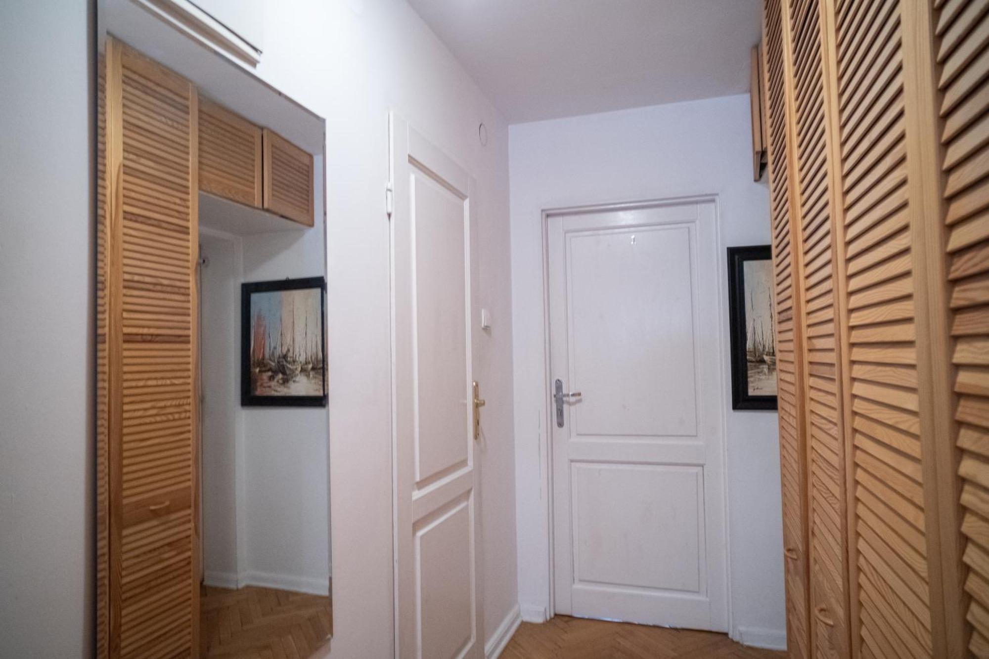 Apartrooms Near Old Town In Warsaw Dnf Done Invoice Exteriör bild