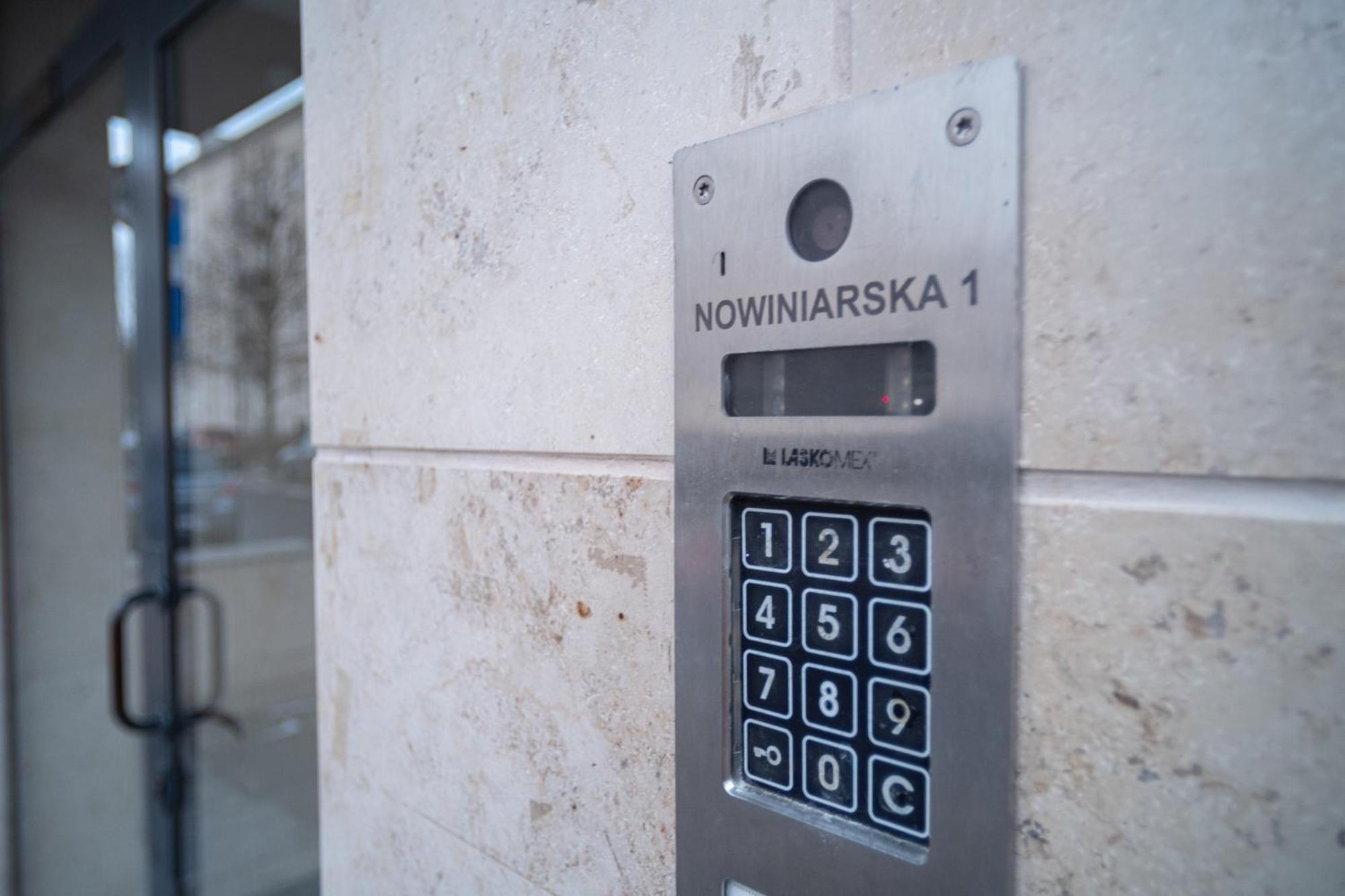 Apartrooms Near Old Town In Warsaw Dnf Done Invoice Exteriör bild