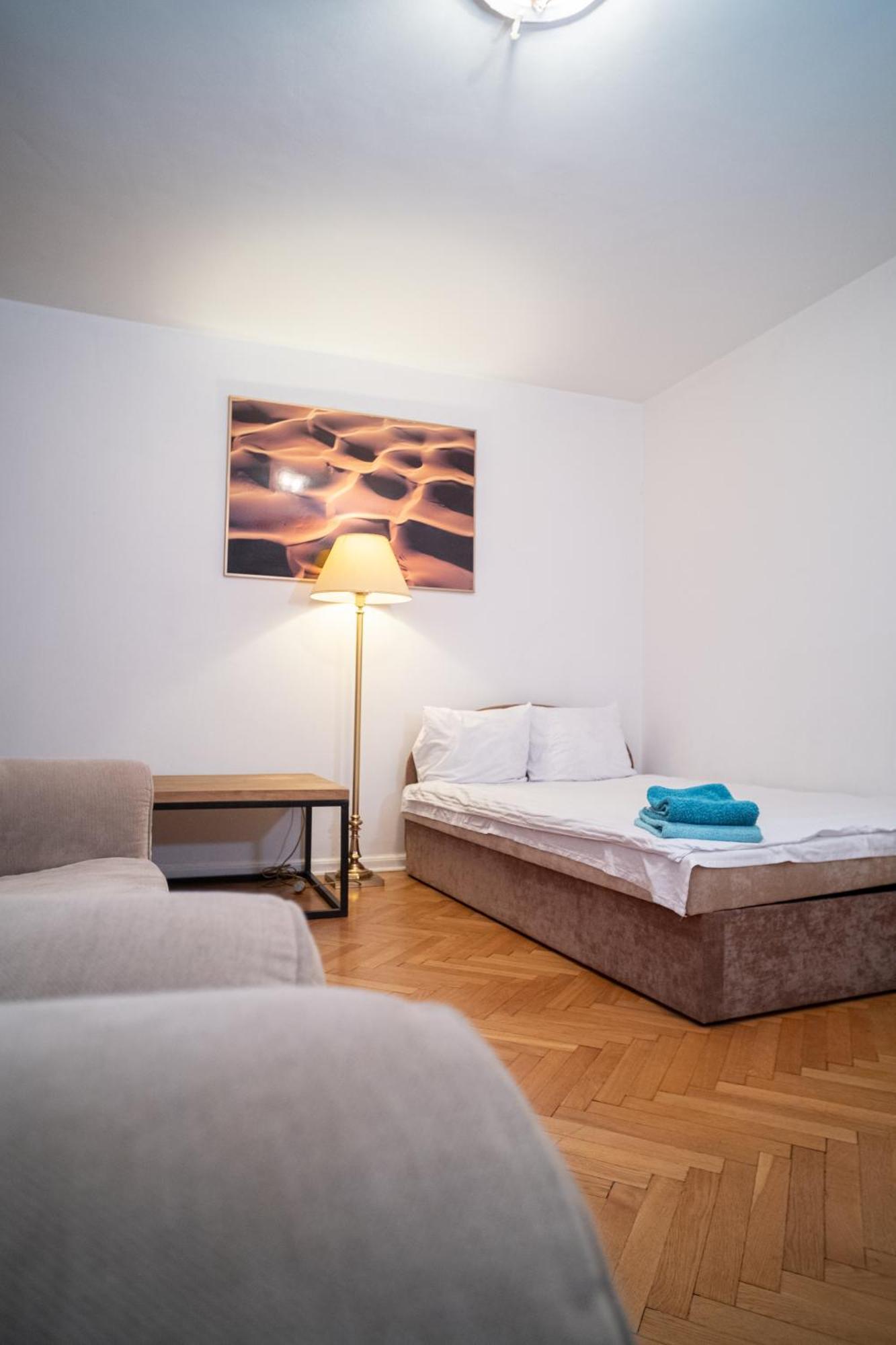 Apartrooms Near Old Town In Warsaw Dnf Done Invoice Exteriör bild